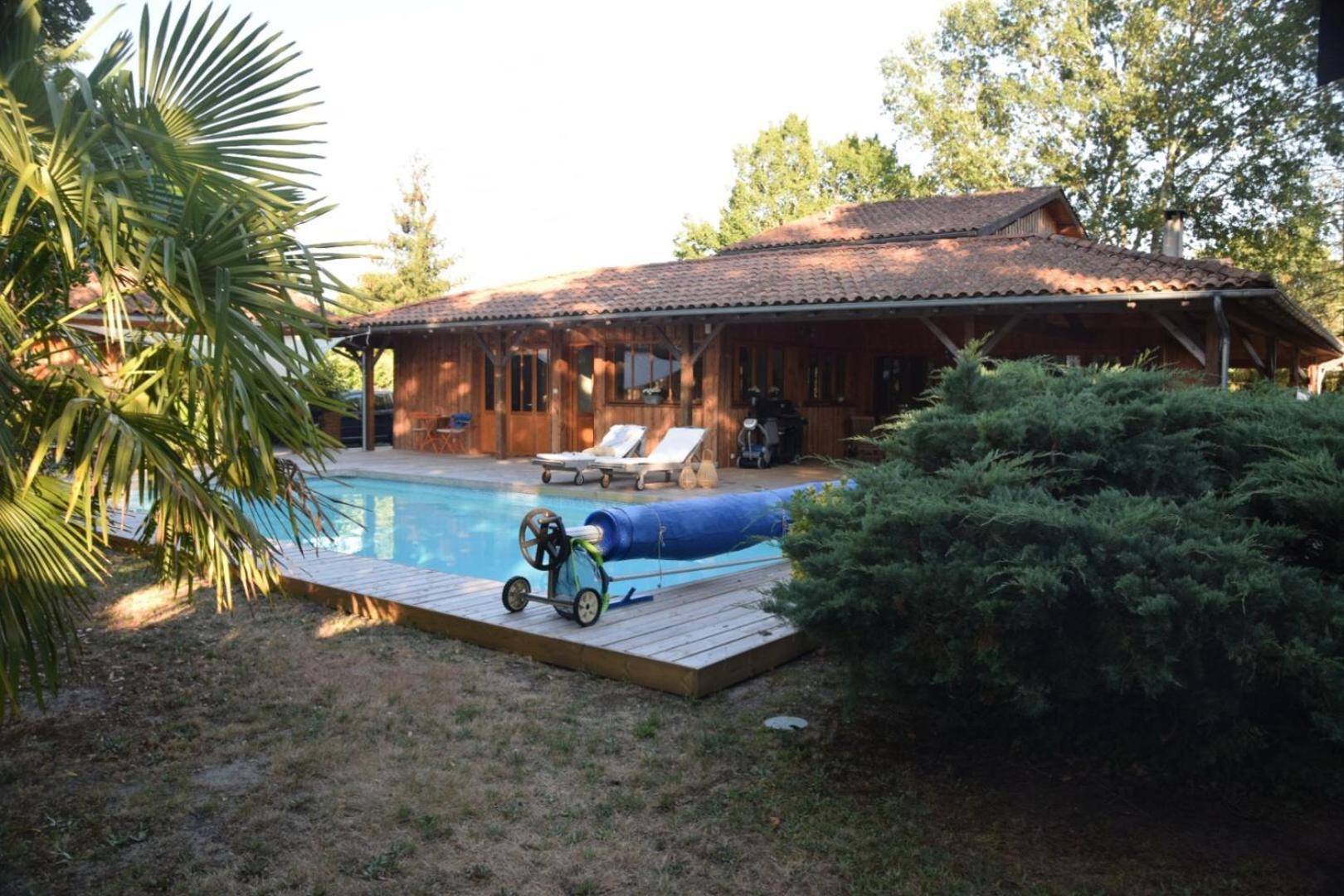 La Maison Du Las Saint-Jean-d'Illac Dış mekan fotoğraf